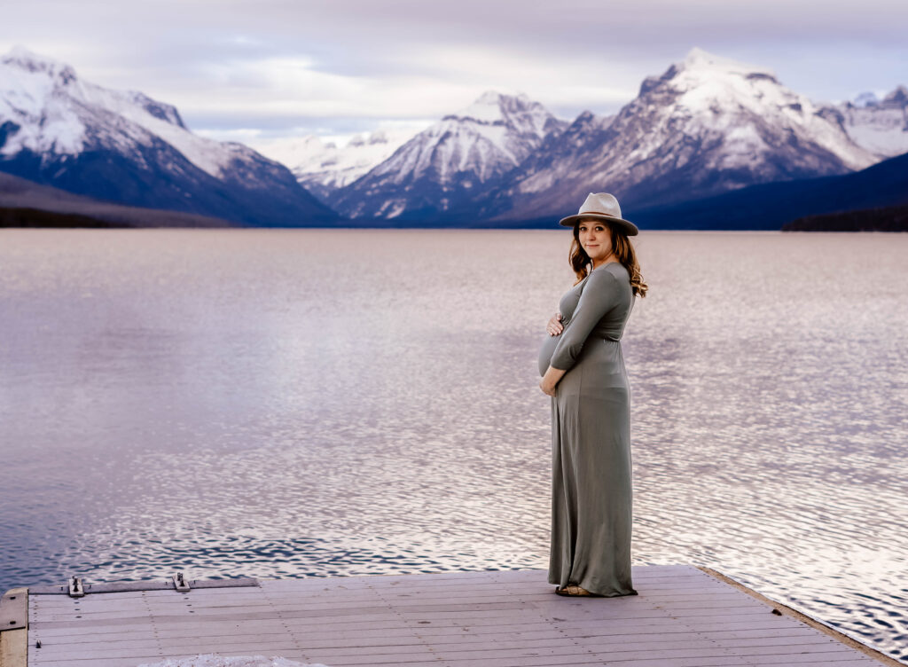 Maternity Photo at lake McDonald, Mt. Maternity poses for photographers.